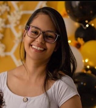 Polyana, mãe de Rebeca